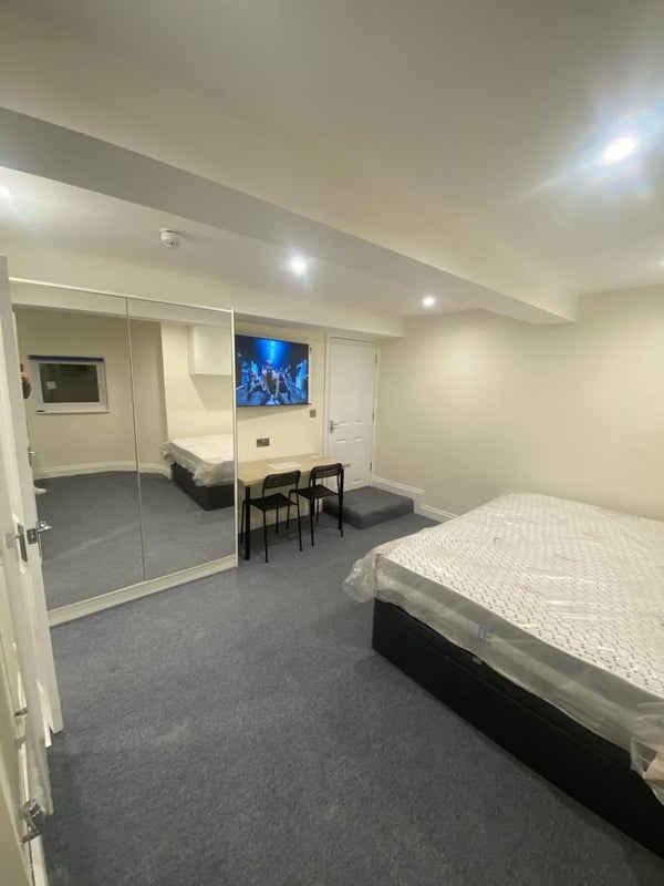 'New Studio Room In Leyton' Room to Rent from SpareRoom