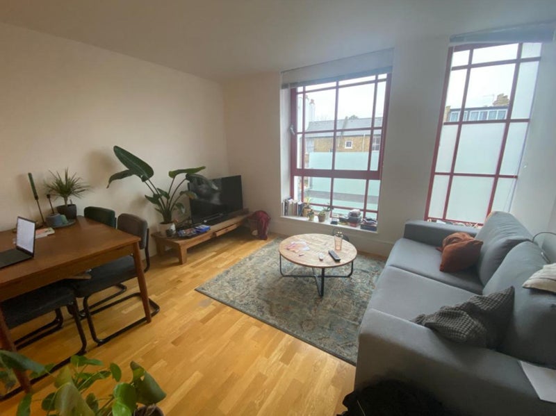 '1 bed Apartments, Highbury Stadium Square ' Room to Rent from SpareRoom