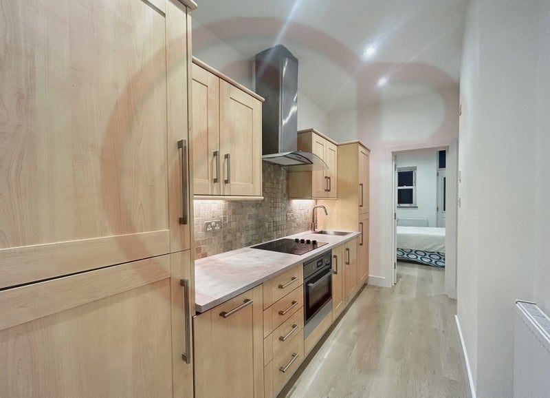 '*All Bills Included* Studio Acton MainLine' Room to Rent from SpareRoom