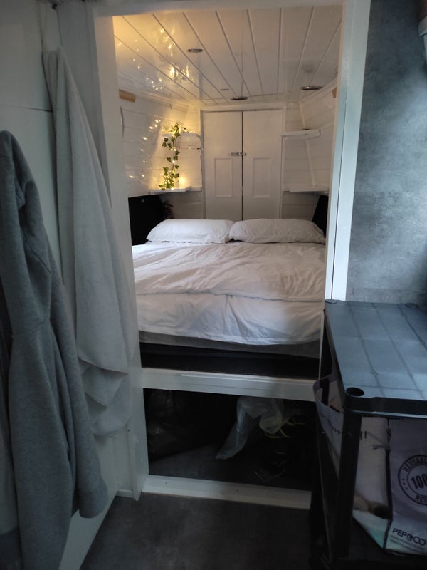 'Floating Home for Rent' Room to Rent from SpareRoom