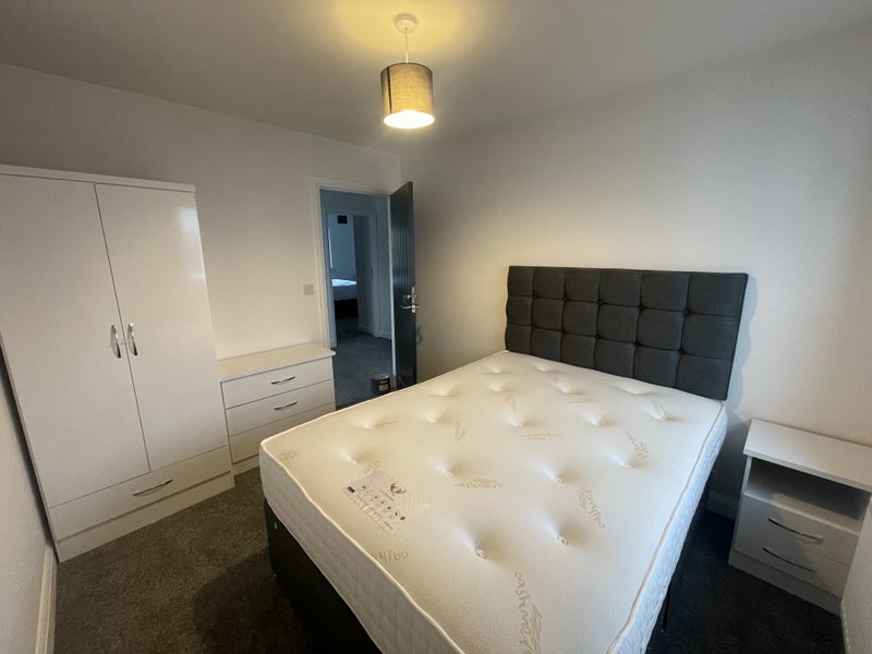 'Modern new build room rental' Room to Rent from SpareRoom