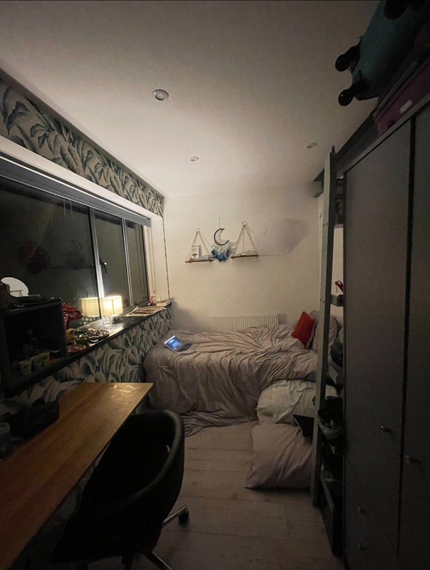 'Beautiful room in Camberwell!' Room to Rent from SpareRoom