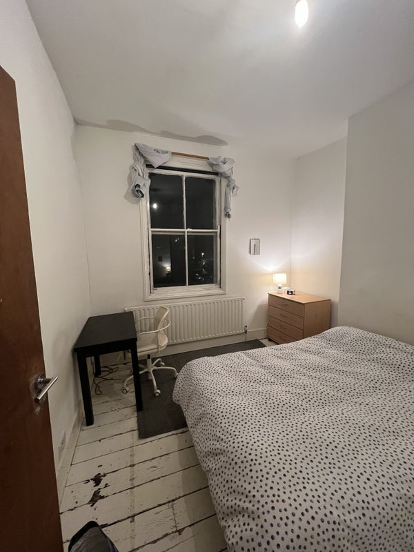 Photo 1: Bedroom 4 - from the door