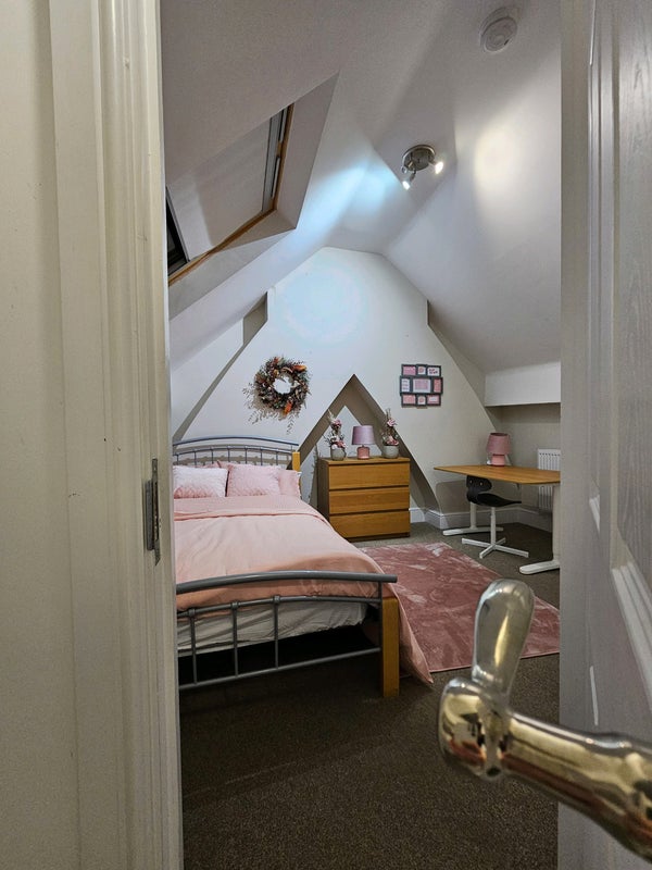 Curated visual reference: Premium Luxury Rooms Near City Centre WiFi Room To Rent Photo Inspiration