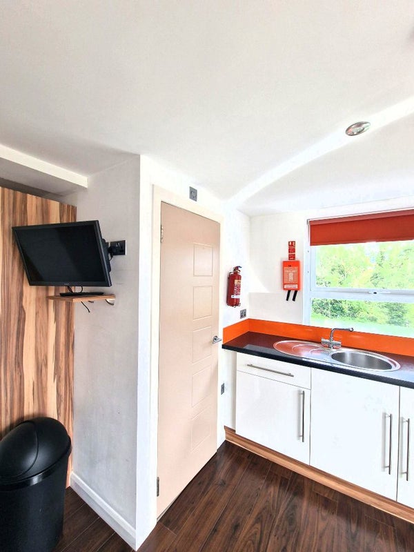 'Tastefully Furnished Studio for Rent in Sunderland' Room to Rent from