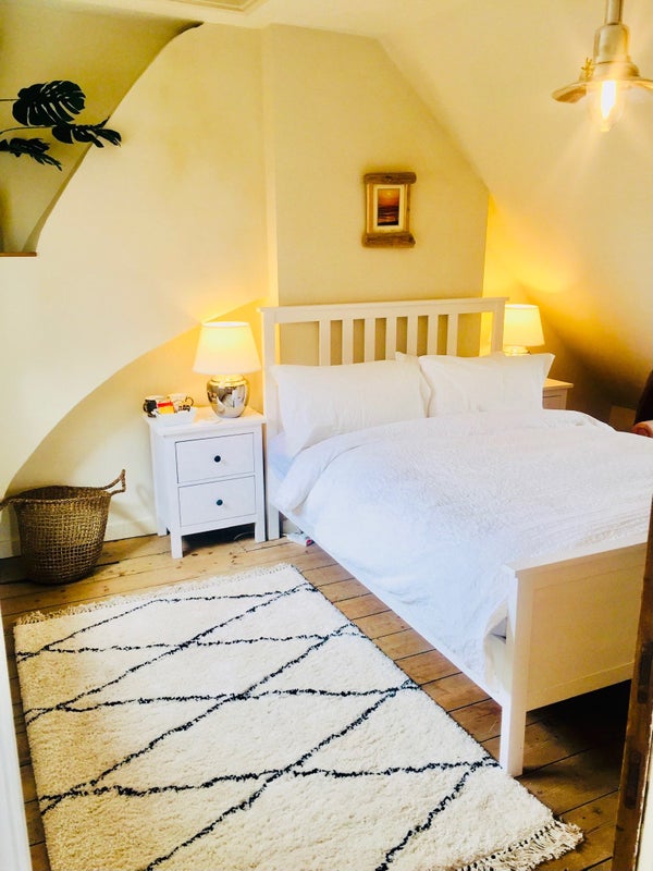 'One Double Room in Topsham Available' Room to Rent from SpareRoom