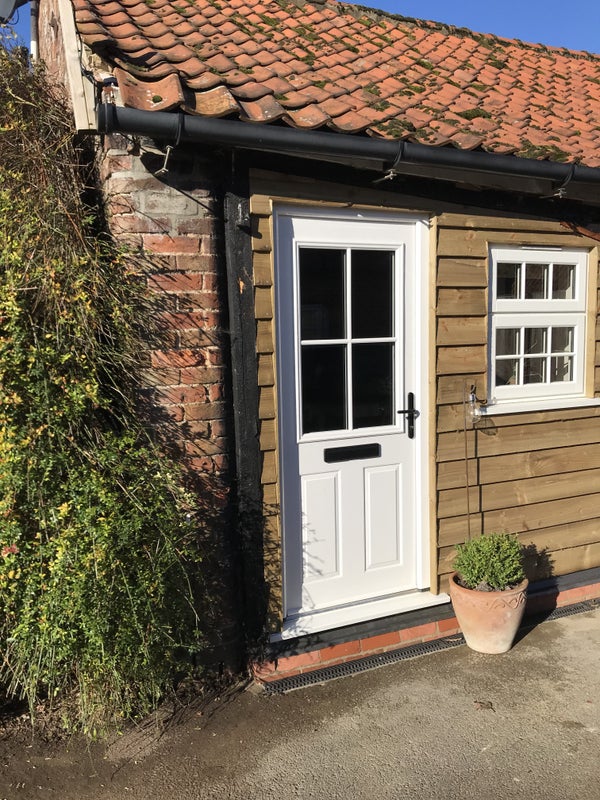 'Beautiful Barn Conversion ' Room to Rent from SpareRoom