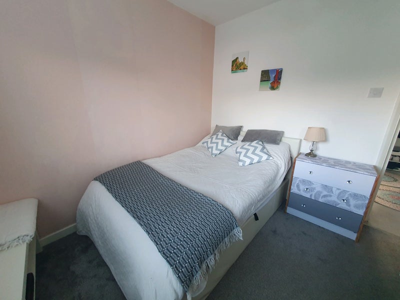 'Lovely double room in Bexleyheath' Room to Rent from SpareRoom