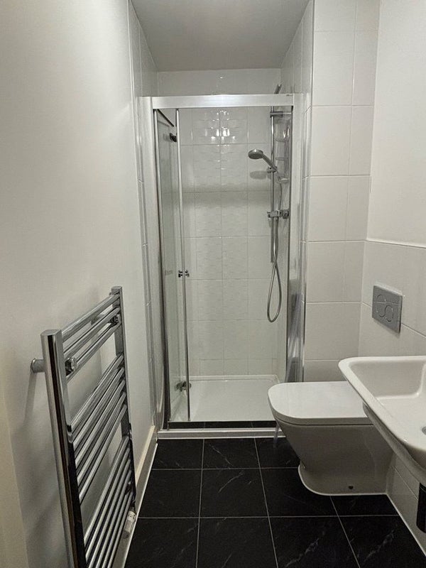 'Double Bedroom with EnSuite and Single near to UWE' Room to Rent from