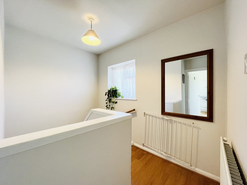 '**1 double bed in South Ruislip available NOW***' Room to Rent from