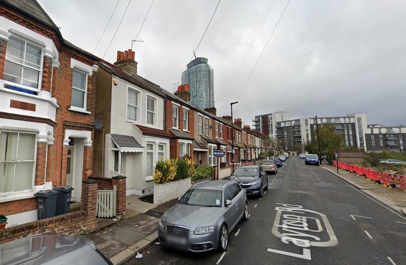 'DSS Studio Flat Available Brentford Hounslow TW8' Room to Rent from