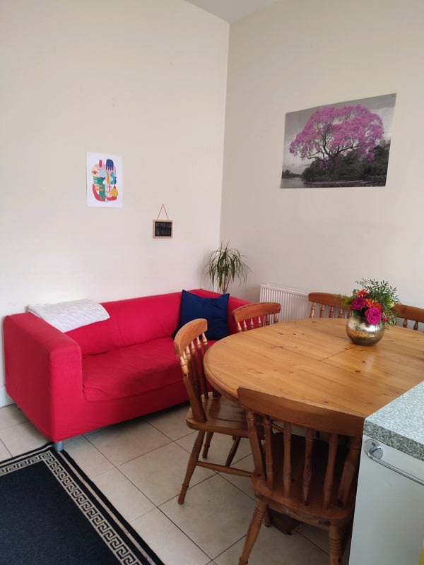 'Room available in Glasgow West End' Room to Rent from SpareRoom