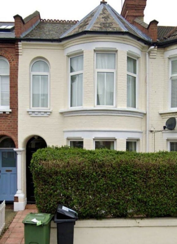 'Lovely Balham 4 bed house with private garden' Room to Rent from SpareRoom