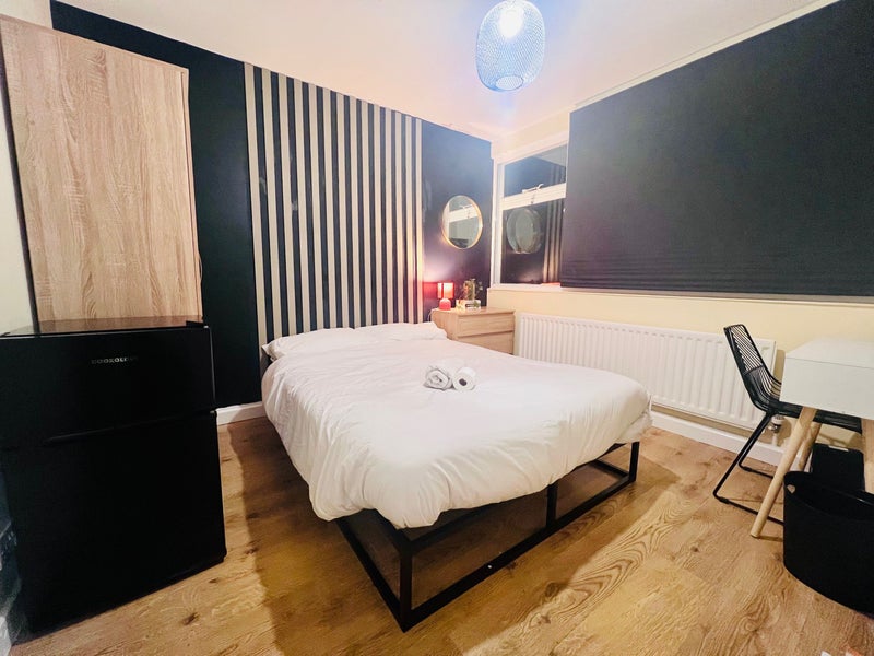 'Double Room in Birstall LE4 4DP for single person' Room to Rent from