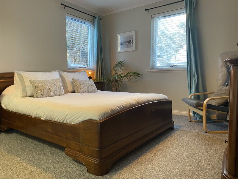 Photo 1: Bedroom with King size bed