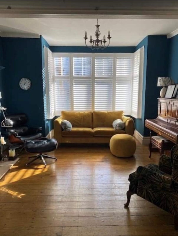 Photo 1: Living Room