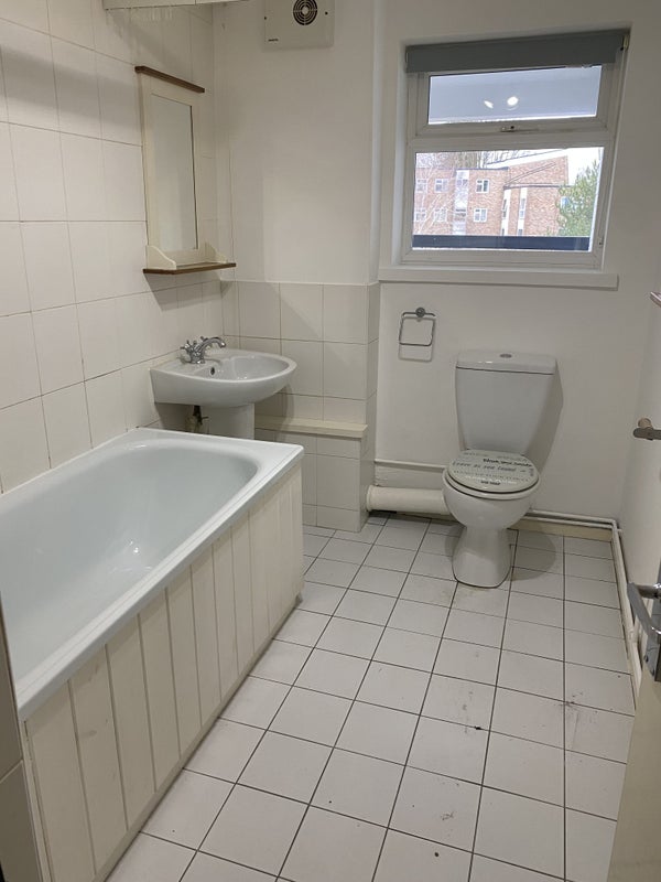 'Double room for rent in Berkhamsted ' Room to Rent from SpareRoom