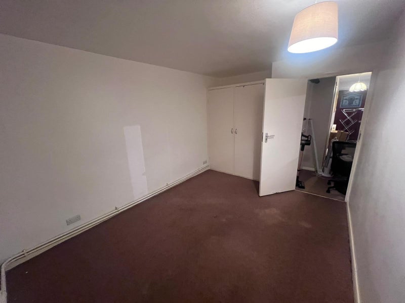 'Room to rent in Borehamwood' Room to Rent from SpareRoom