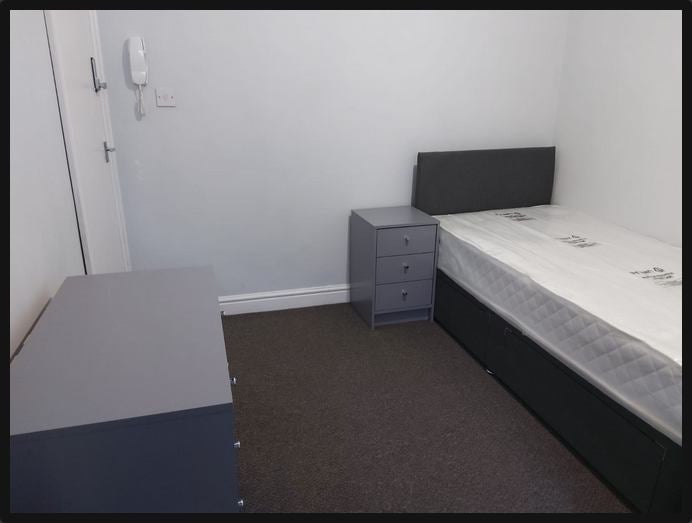 'Ensuite Single Rooms for Rent Pontefract Rd' Room to Rent from SpareRoom
