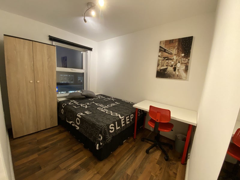 Photo 1: Room 4 - £910/month