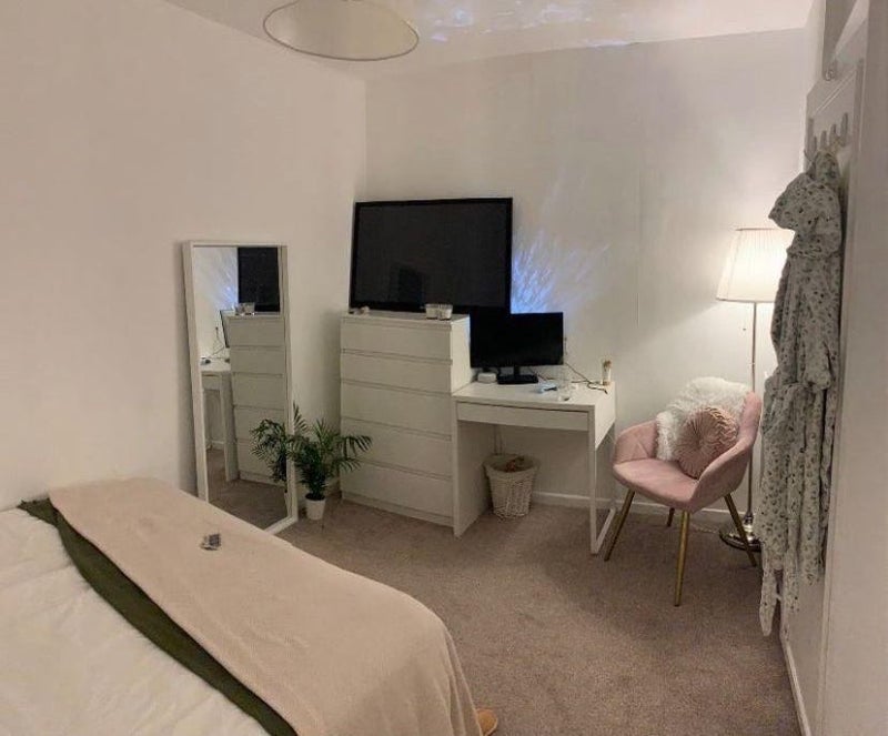 'Clapham Common Sublet' Room to Rent from SpareRoom