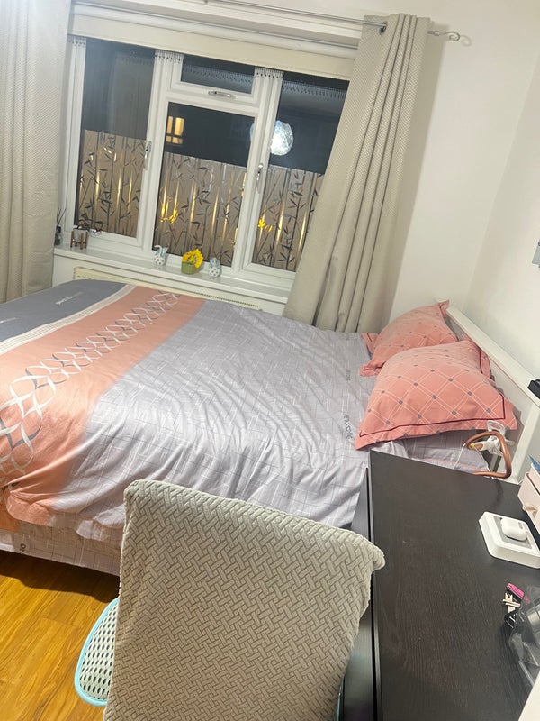 'Canning town big room for rent ' Room to Rent from SpareRoom