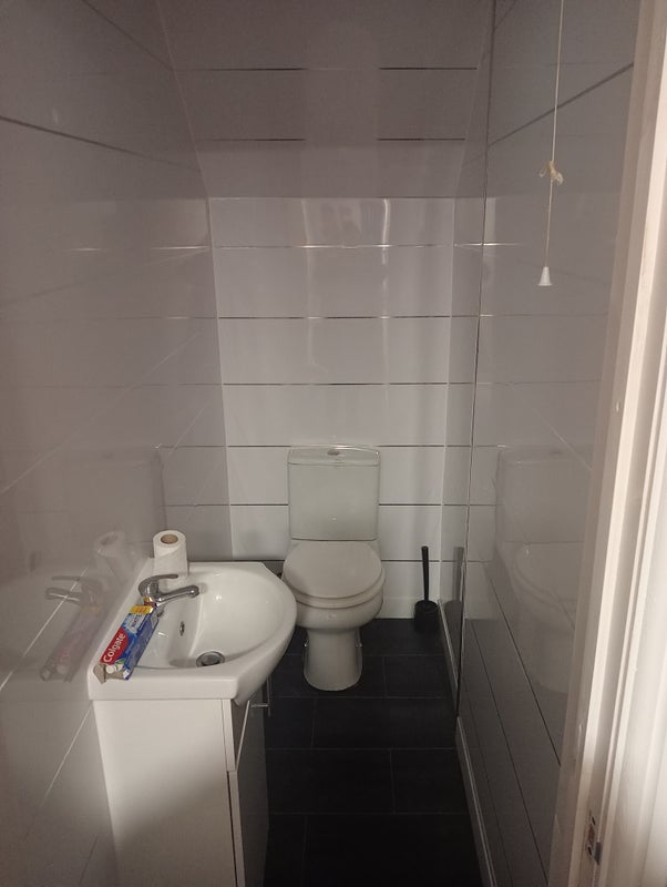 'Cosy Studio flat to rent in Roath bills inc' Room to Rent from SpareRoom