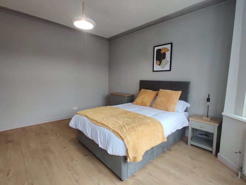 '40 Do not miss!!! Huge Double Room in Wembley' Room to Rent from SpareRoom