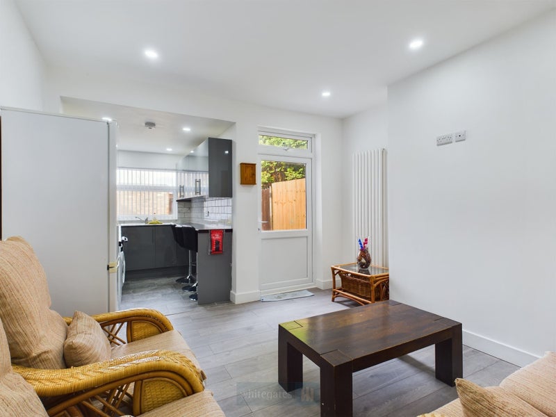 'Queens road Room in a shared house ' Room to Rent from SpareRoom