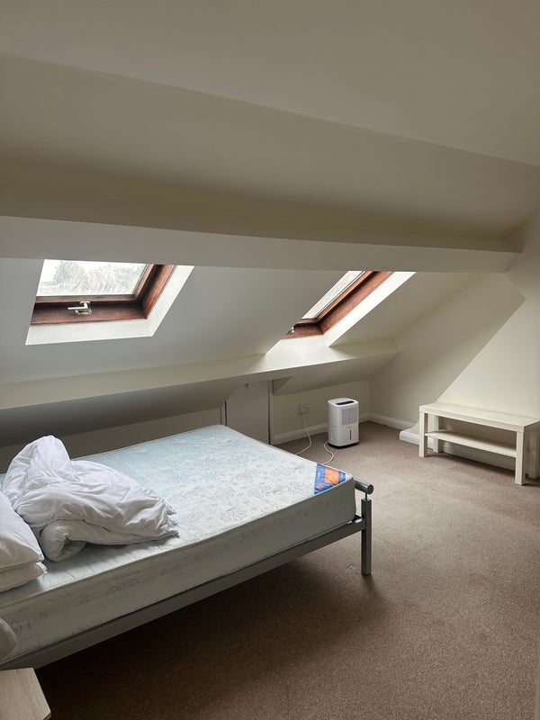 'Attic/ Loft Room to Rent' Room to Rent from SpareRoom