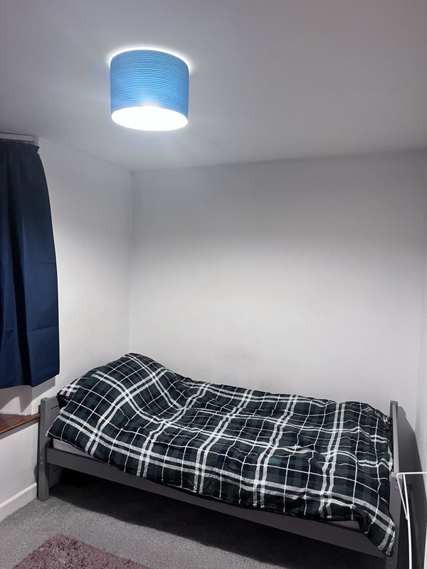 Photo 1: Room (BedroomYours)