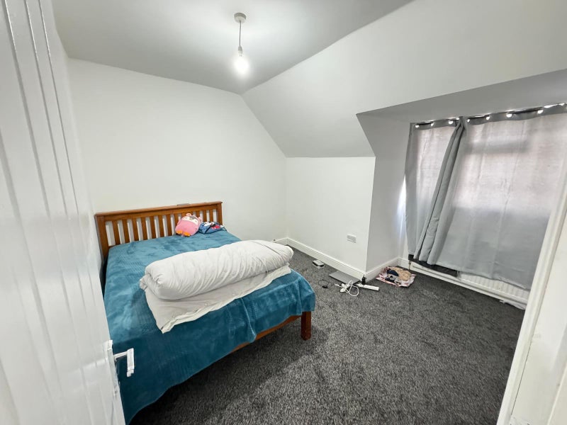 Photo 1: Double room