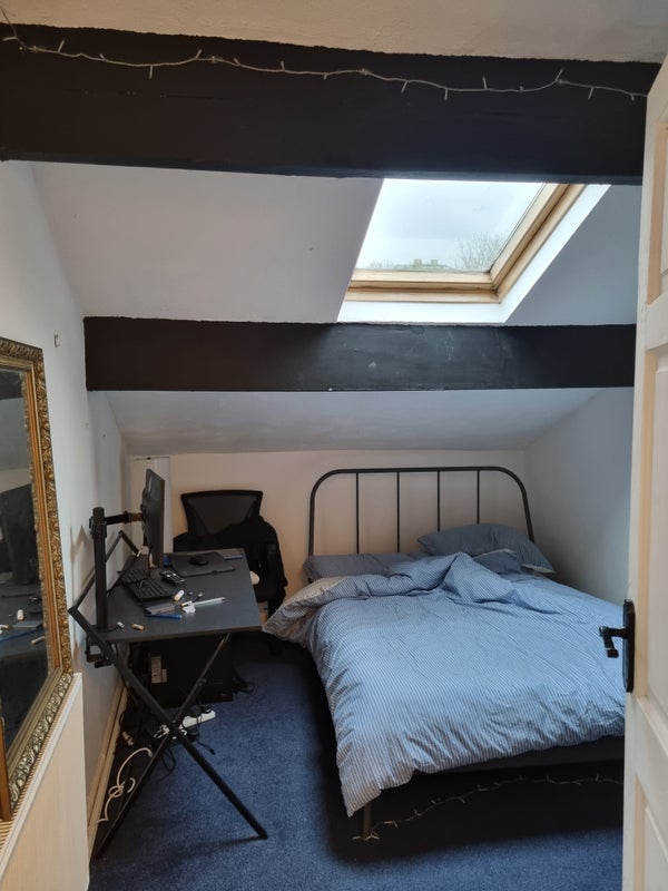 'Double bedroom Todmorden/Hebden Bridge/Rochdale' Room to Rent from