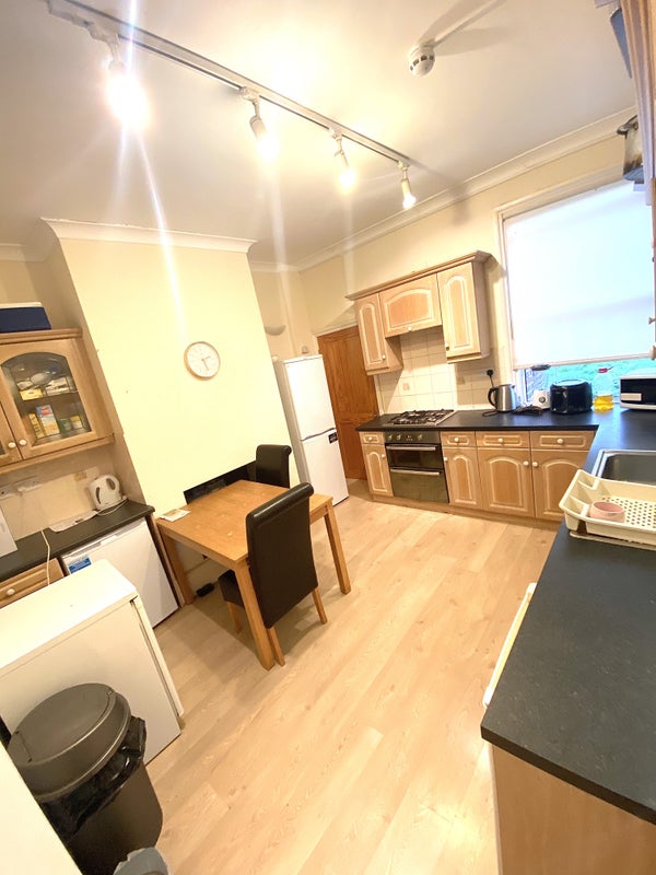 'Catford Double room' Room to Rent from SpareRoom