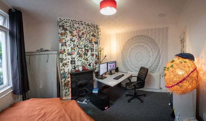 Photo 1: The room itself!