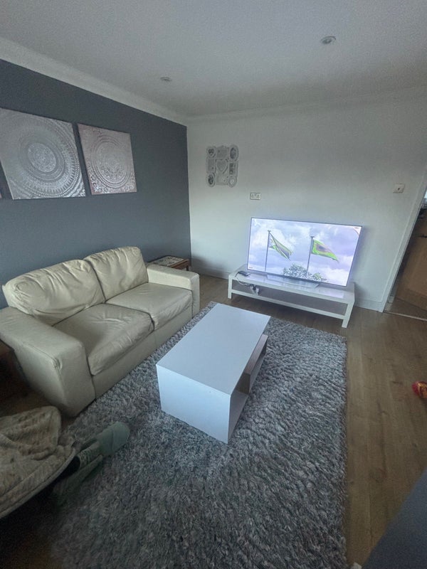 Photo 1: Living room