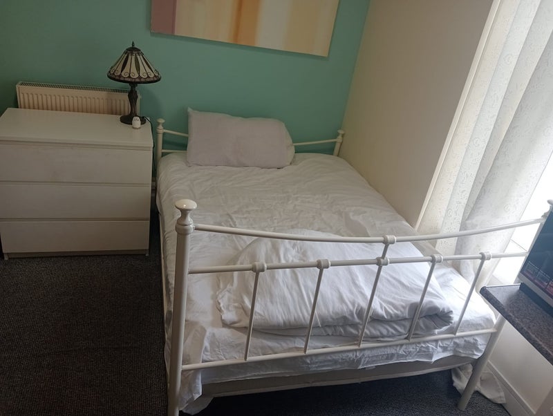 '3 Cosy Studio Flats Available In Roath Inc Bills ' Room to Rent from