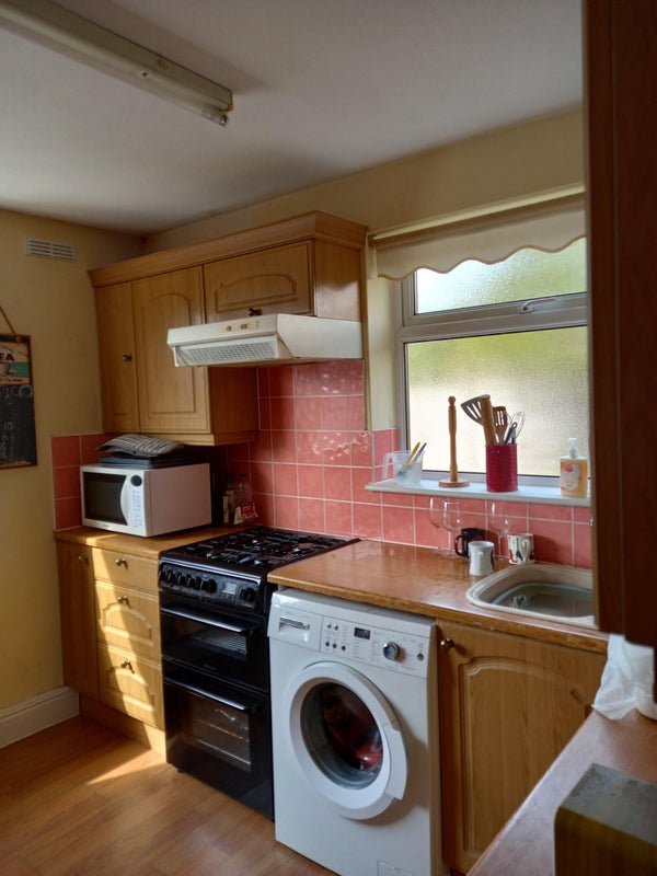 'Double Room for rent near Frimley Park Hospital' Room to Rent from