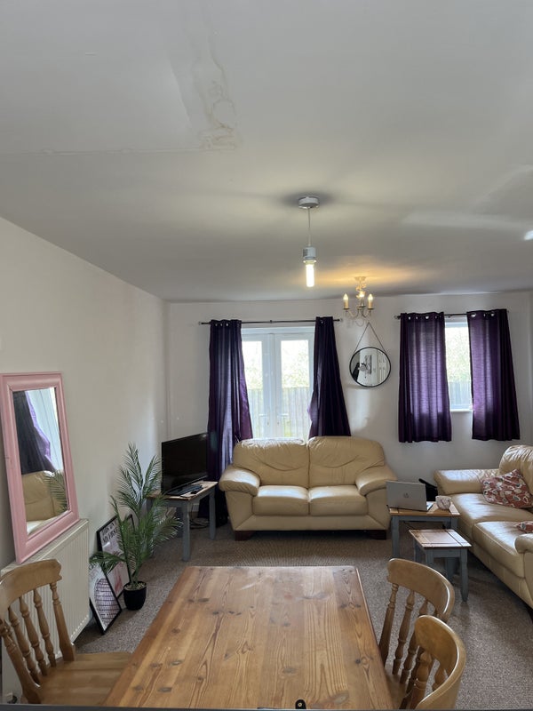 'Double Room in Bayston Hill' Room to Rent from SpareRoom