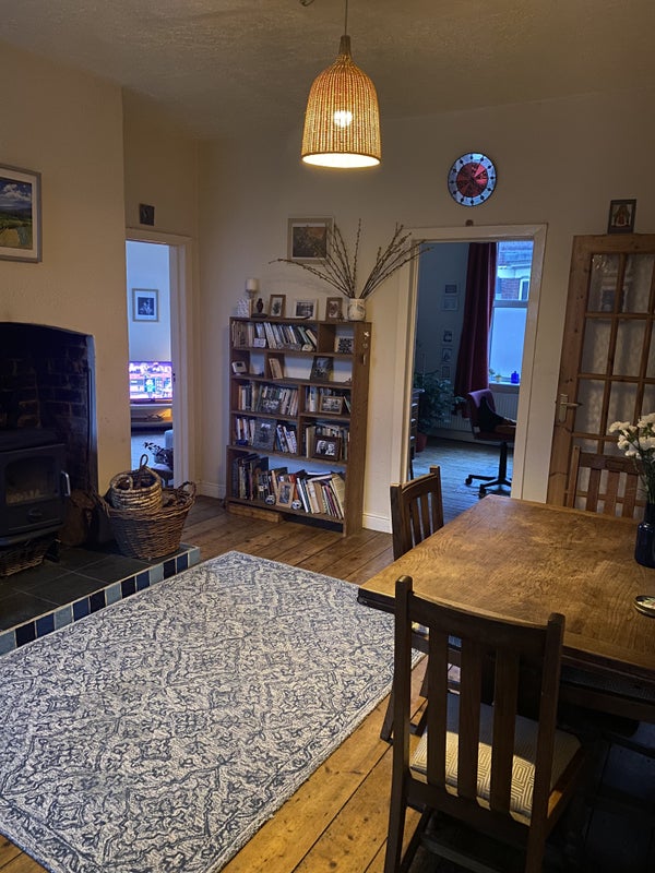 'Smallish double room Old Trafford ' Room to Rent from SpareRoom