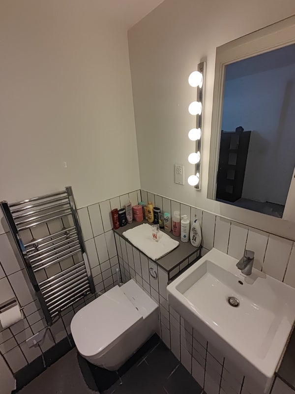 Photo 1: ENSUITE BATHROOM