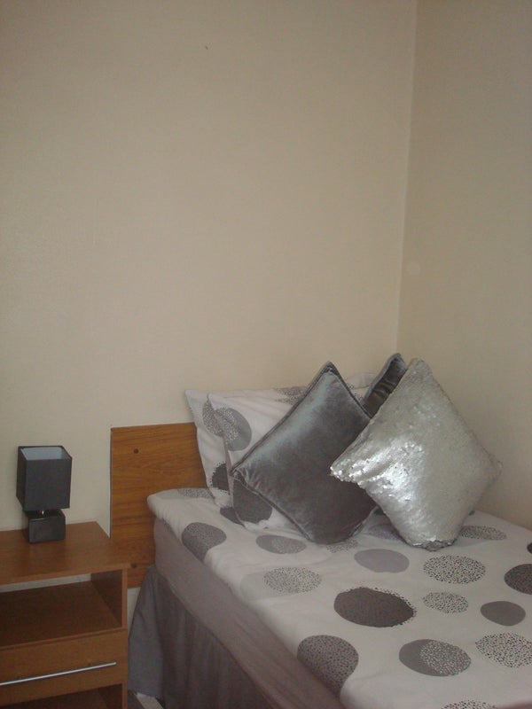 'Single room to let in Bermondsey' Room to Rent from SpareRoom