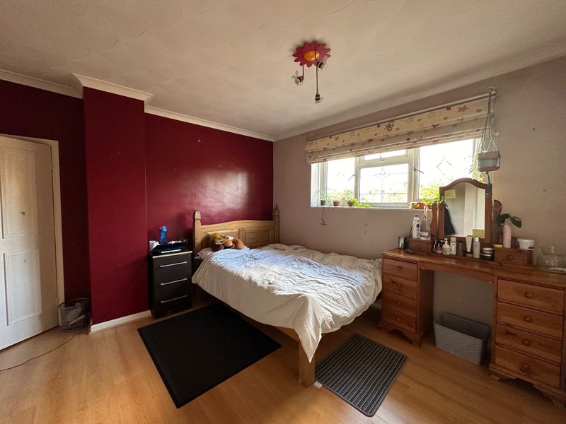 'Master Bedroom in Feltham' Room to Rent from SpareRoom