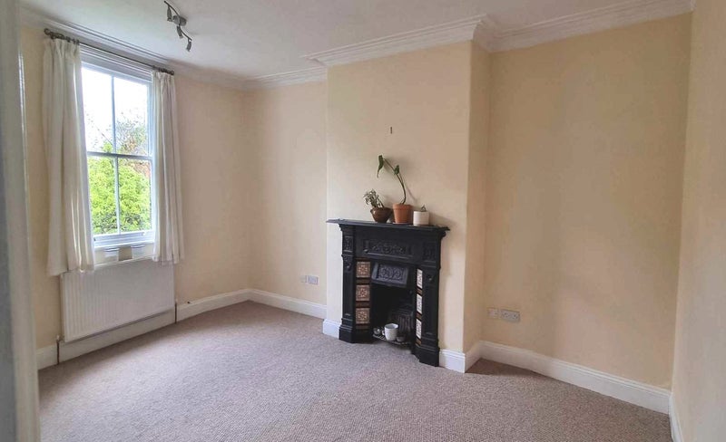 Photo 1: Available room - furniture will be added before new person moves in