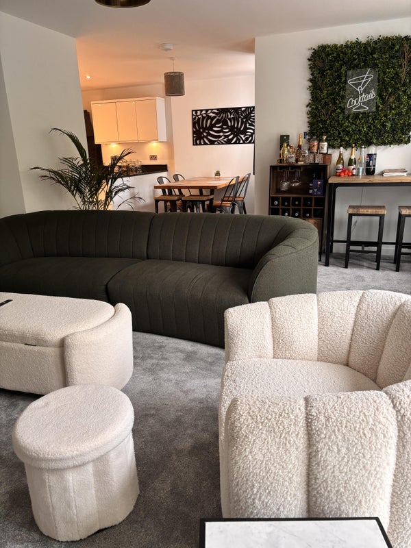 Photo 1: Living Room