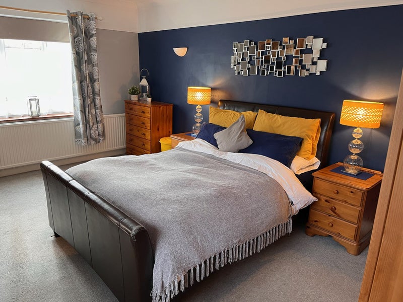 'Double Room To Let In Godalming £725' Room to Rent from SpareRoom