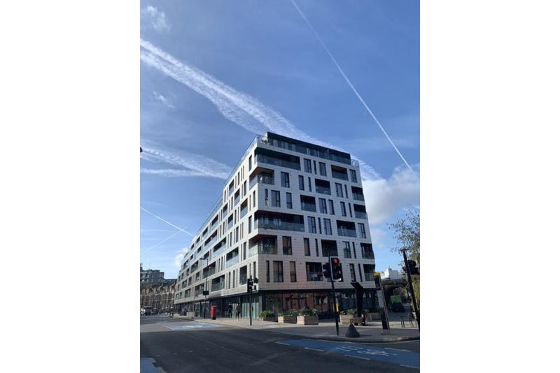 Photo 1: The flat from Southwark Bridge Road