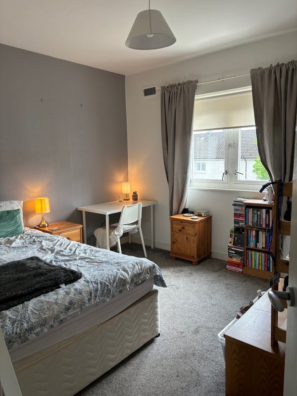 Photo 1: Available Bedroom