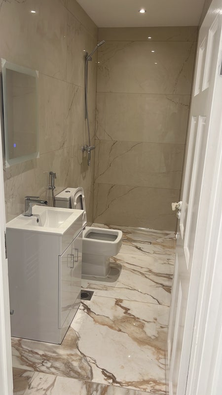 Photo 1: Bathroom