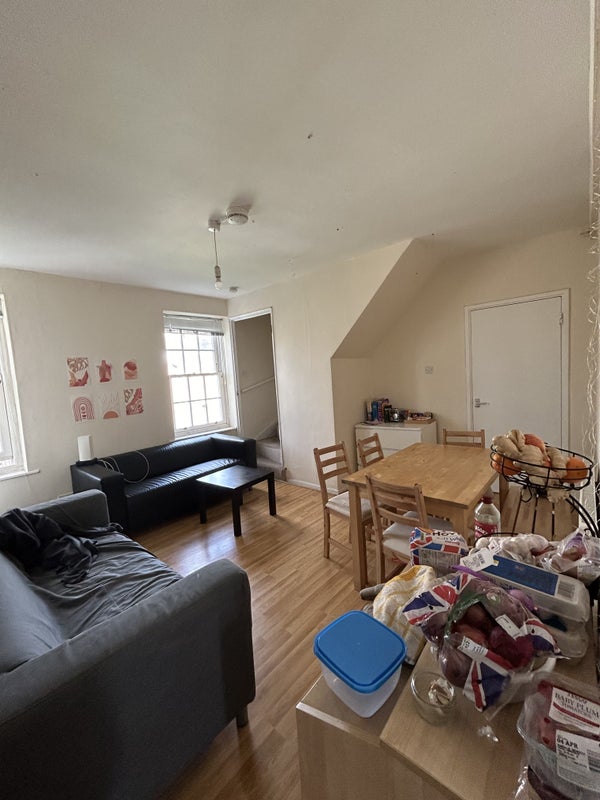 'Room in Lambeth' Room to Rent from SpareRoom